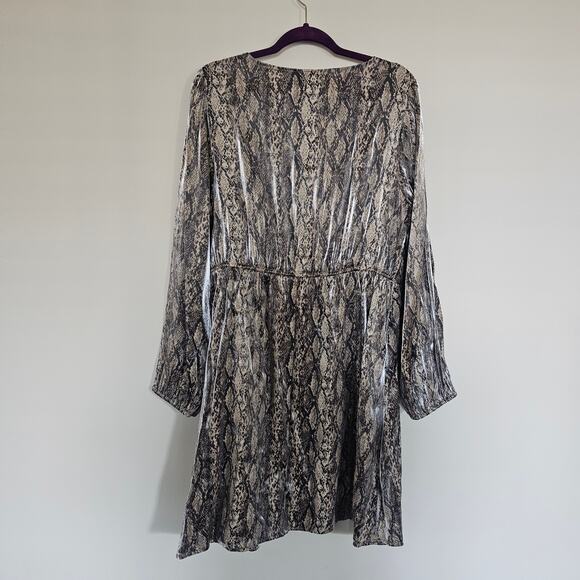Ava & Viv Long SLEEVES Snakeskin Print Wrap Dress Size XXL - Picture 2 of 8